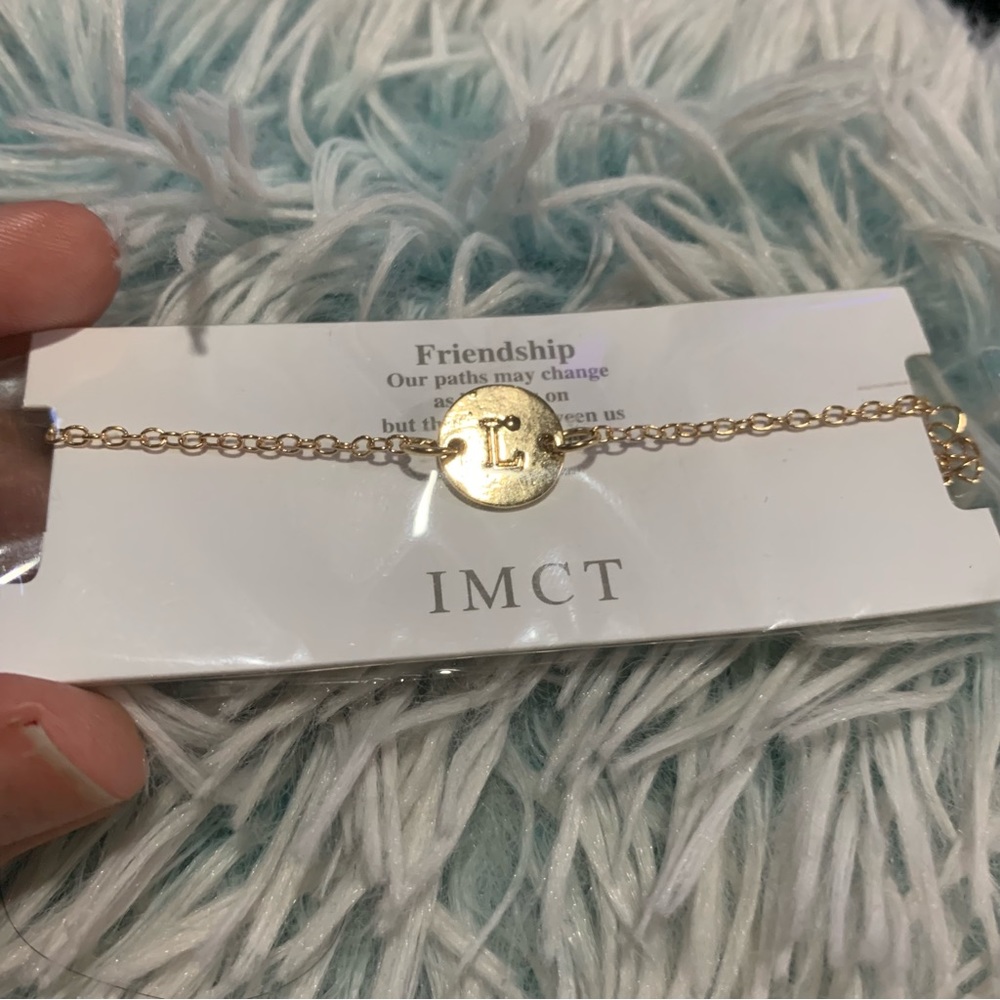 L initial bracelet - Picture 2 of 5